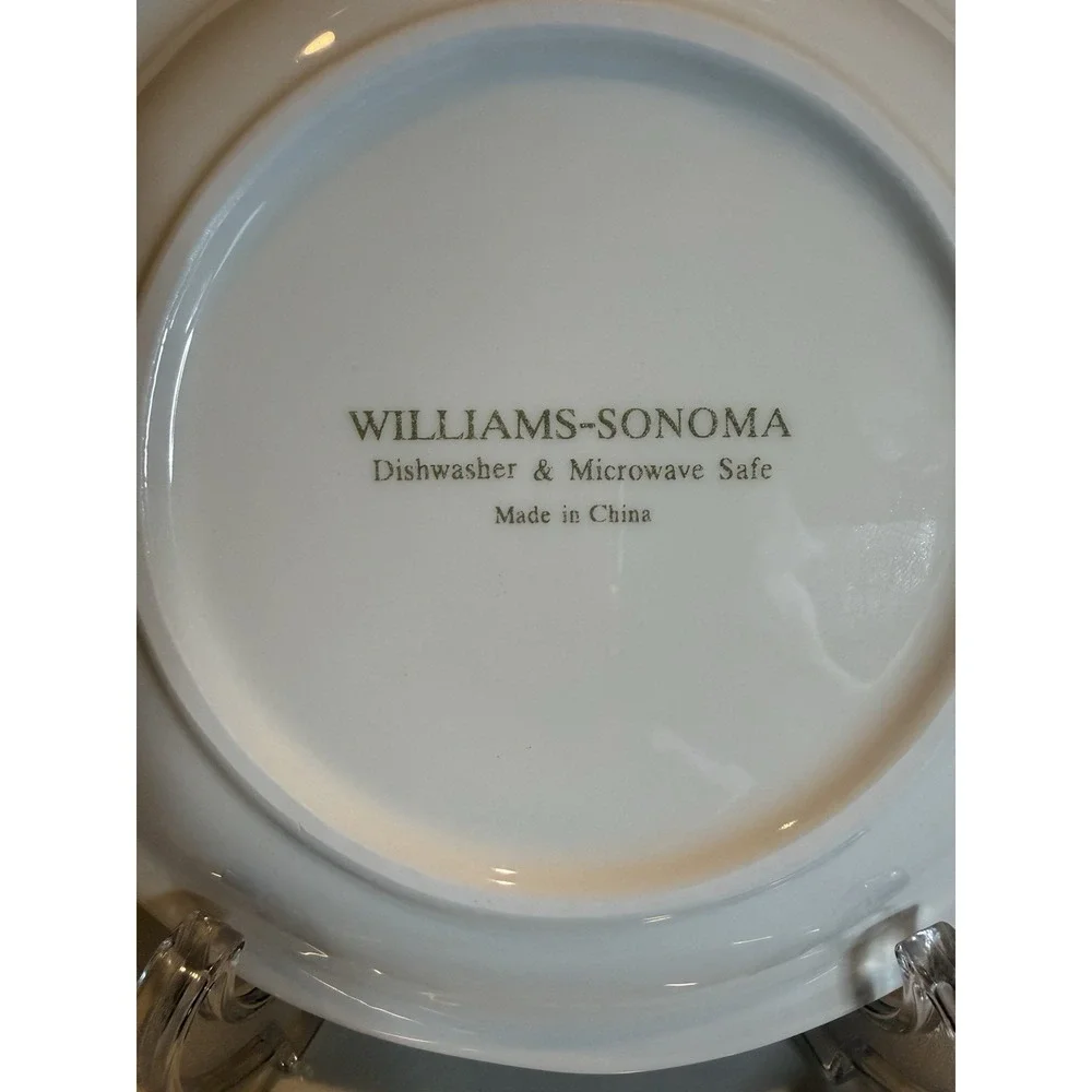Williams Sonoma Cheese Series  Embossed Appetizer Plates Set of 6 With Box